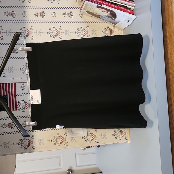NWT Old Navy Black Skirt Size PS - Picture 2 of 4